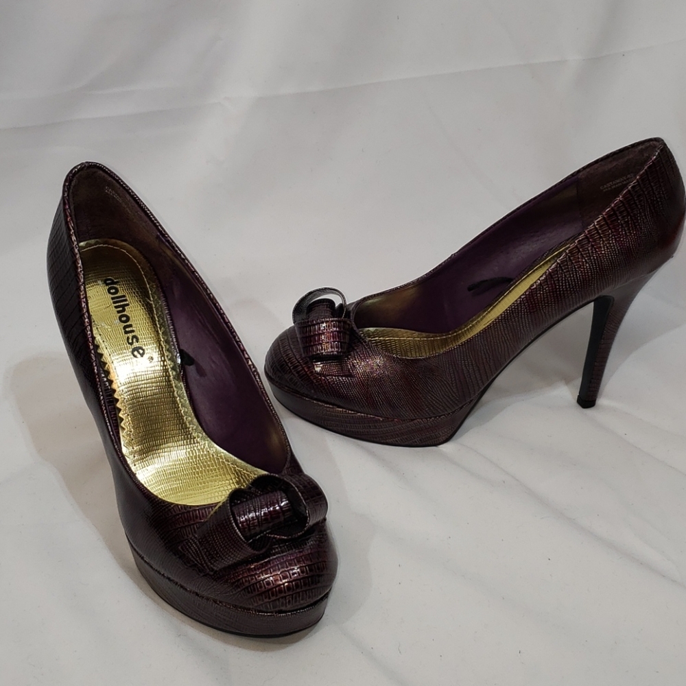 EUC Dollhouse Castaway Platform Heels Size 8.5